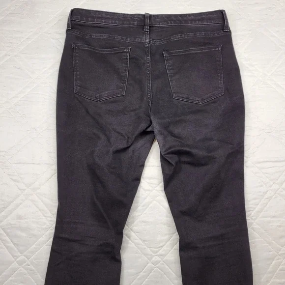 Universal Thread Mid Rise Skinny black distressed jeans size 12/31R - Picture 8 of 8